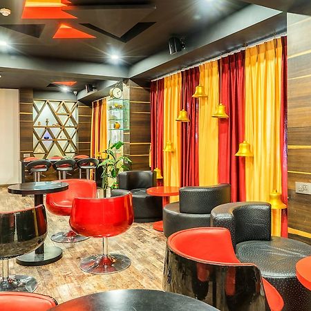 Super Inn Armoise Hotel Ahmedabad Eksteriør billede